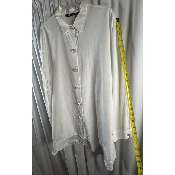 Zara Oversized w/ pearl/gold buttons Shirt White M light academia 73-48 - Picture 5 of 16